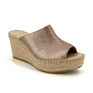 Vidorreta Espadrilles | The Center Seam Espadrille Slide Sandal in