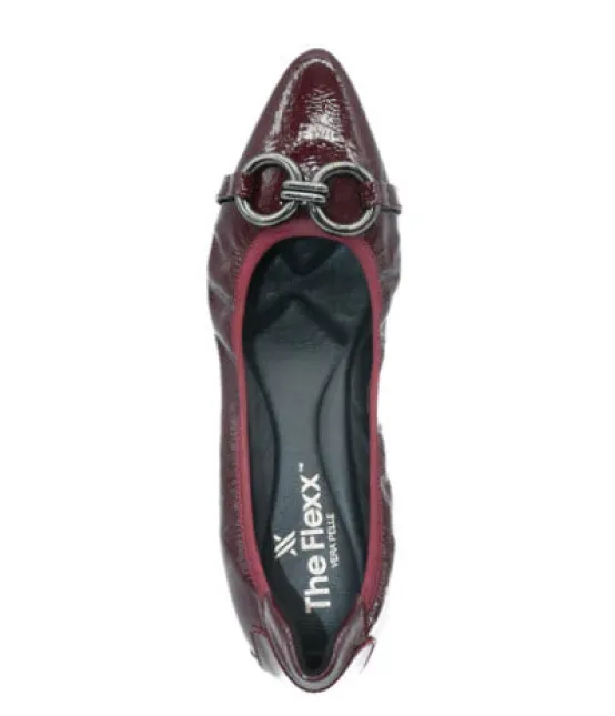 Flexx Flats | The Flexible Pointed Flat with Ornament in Patent