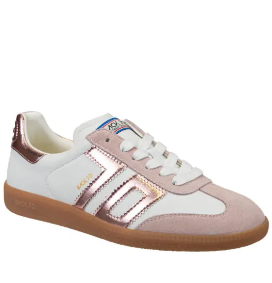 Back 70 Sneakers | The Retro Soccer Lace Sneaker in White Pink