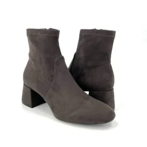 Uma Parker Boots & Booties | The Stretch Bootie with Inside Zip in