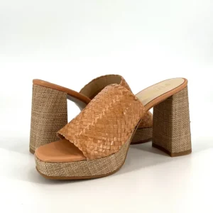 Fuego Sandals | The Woven Platform Slide Sandal in Luggage